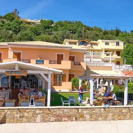 Πανσιόν Houmis Apts &